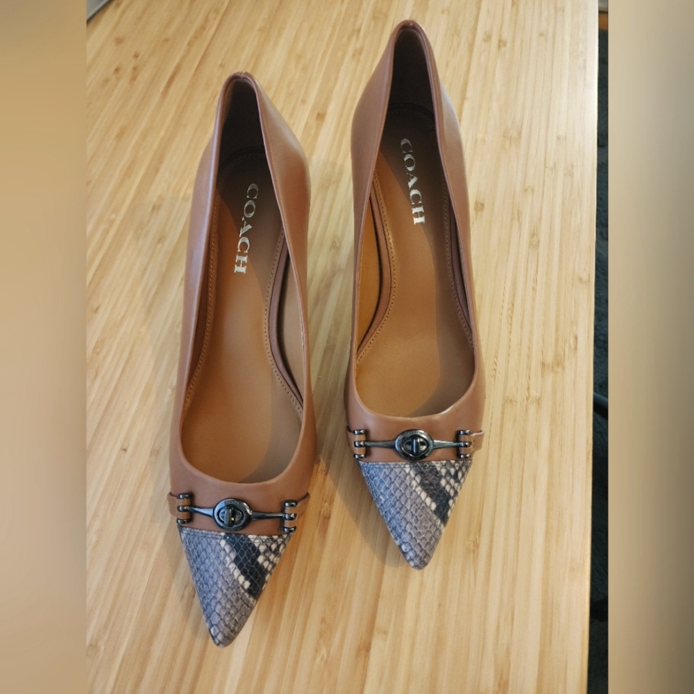 Coach size 10 heels with snakeskin accent on toes